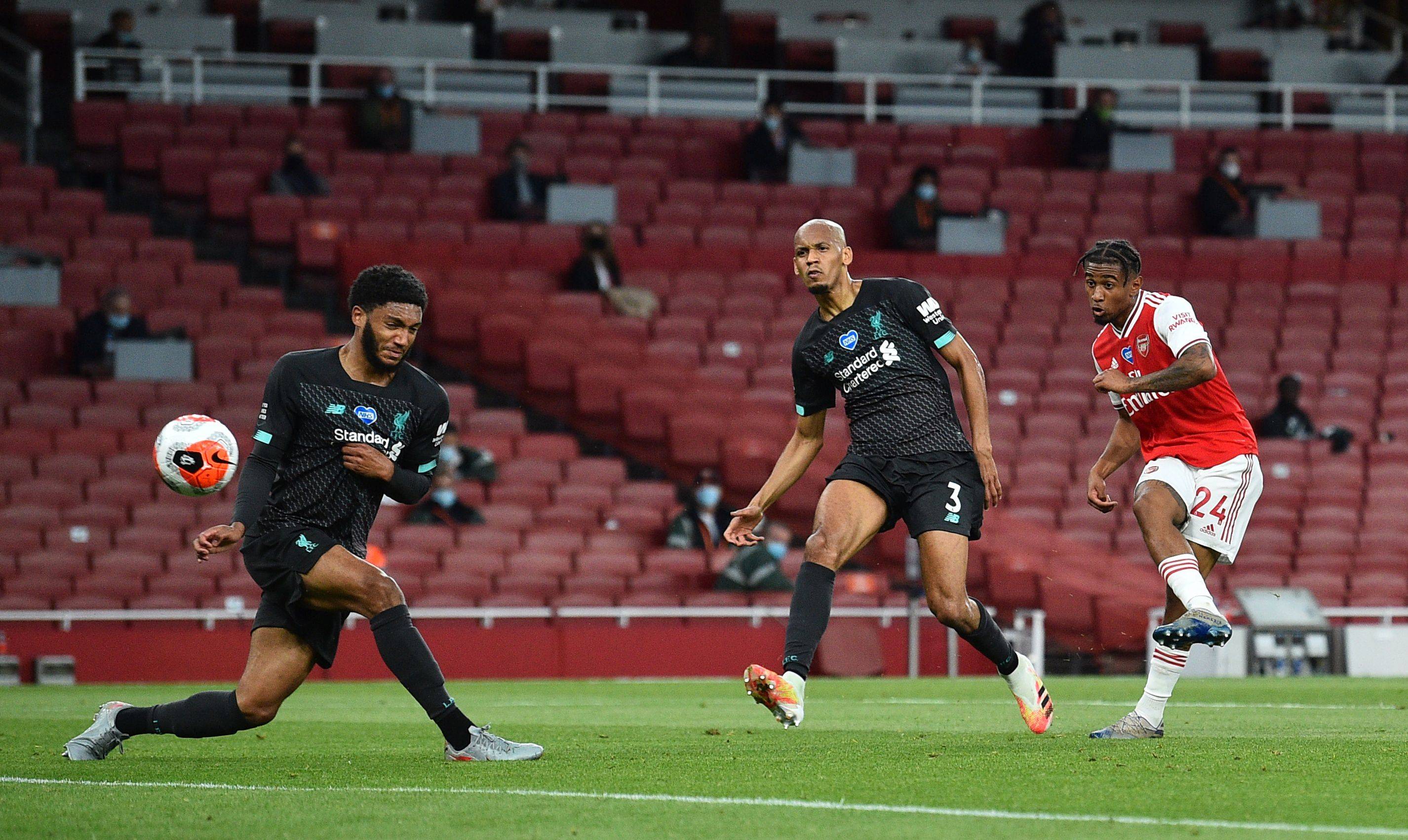 足坛中有了 足坛中有了